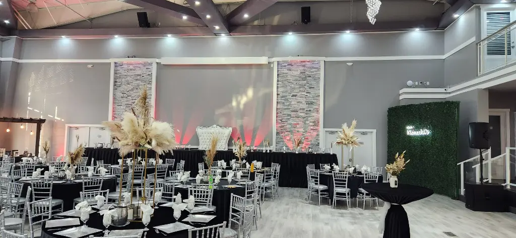 120_ Velvet Table Cloth_  Black1(1).webp