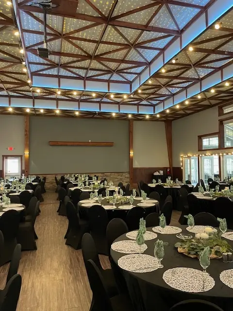 120_ Velvet Table Cloth Black2.webp