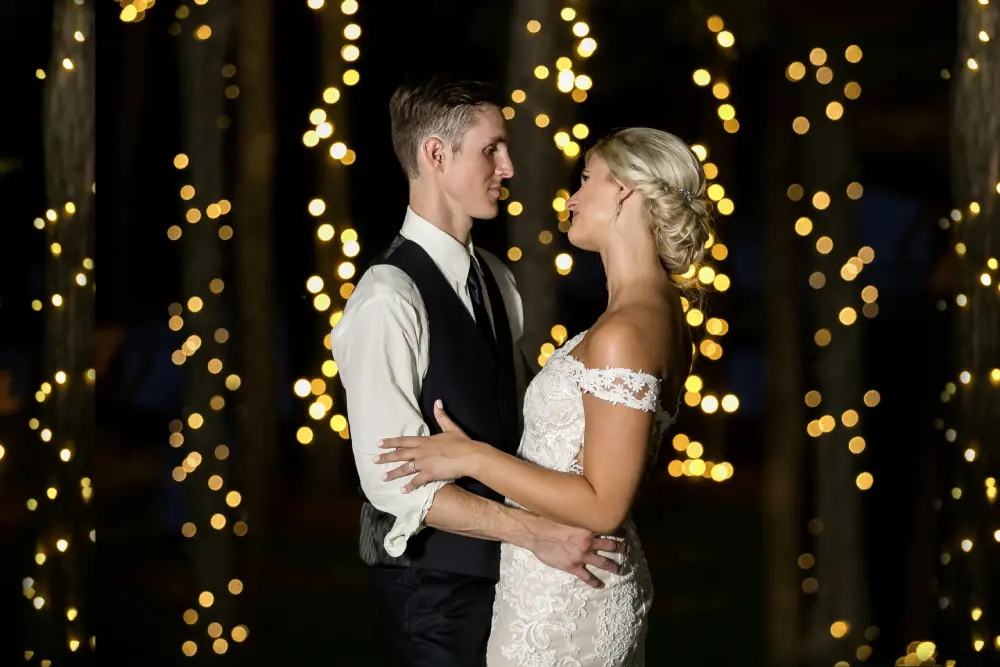 Celebrations on the river wedding_La Crosse WI_Sam Neil_545.webp
